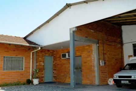 ATUALMENTE empresa funciona em galpão alugado no bairro Figueira img49GG.jpg