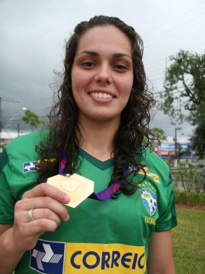 fotopg31abre2colorcrditodivulgaoMD.jpg