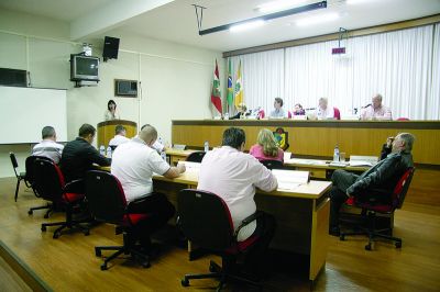 fotopg7abrecolorMD.jpg