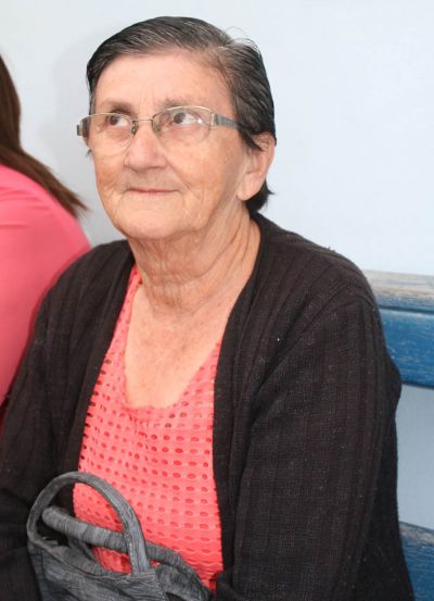 fotopg8abre1colorMD.jpg