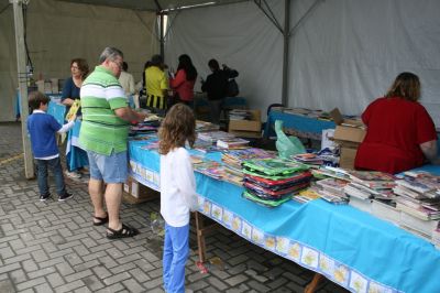 fotopg13abrecolorMD.jpg