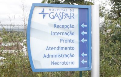 fotopg5abrecolorMD.jpg