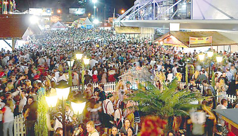 Marcelo Martins fotopg14abre1colormarcelomartinsGG.jpg