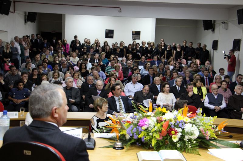 fotopg8abreGG.jpg