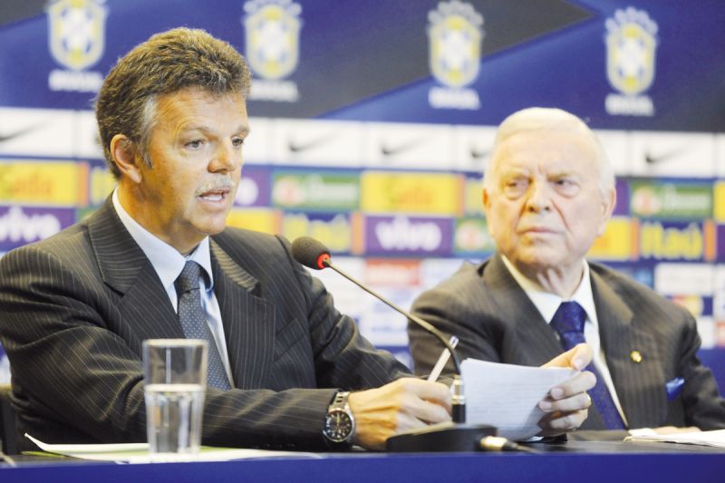 fotopg11colunacoloragnciabrasildivulgaoGG.jpg