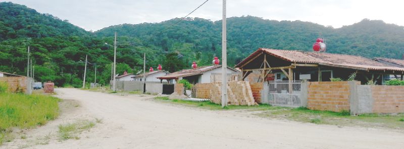 fotopg7abrecolorcopiaGG.jpg