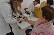 A��o social d� sequ�ncia do M�s do Idoso em Gaspar