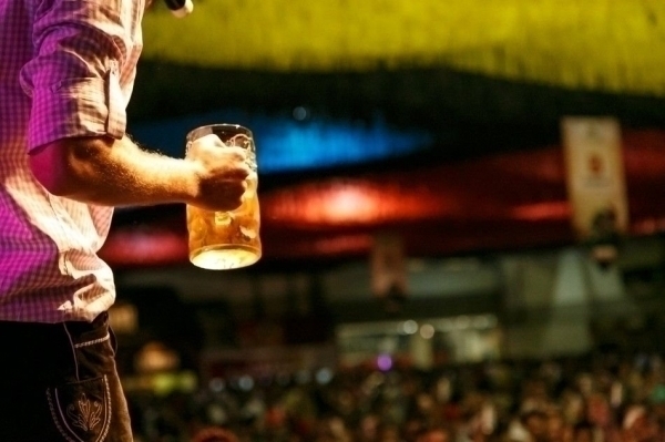Mantidos os pre�os de bebidas para a 32� Oktoberfest