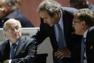 Comitê de Ética da Fifa anuncia suspensão de Blatter e mais dois
