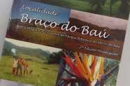 Escritora lan�a livro sobre as hist�rias do Bra�o do Ba�