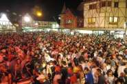 P�blico de s�bado foi o maior da 32� Oktoberfest