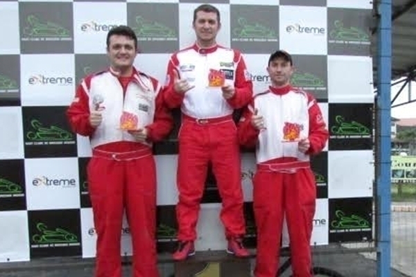 Telmo Cunha vence nona etapa da Copa Kart Chicletinho