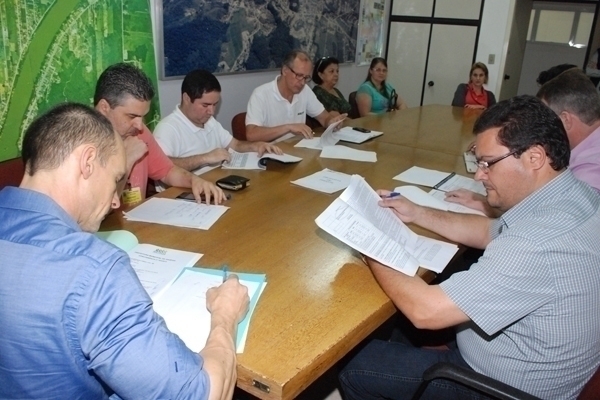 Anunciada empresa que fará a pavimentação das ruas Pedro Schmitt Junior e Artur Poffo