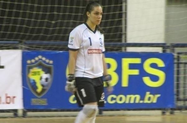 Goleira Missi de Ilhota  convocada para Mundial de Futsal Feminino
