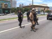 Bope isola �rea de hotel em Florian�polis por causa de pacote