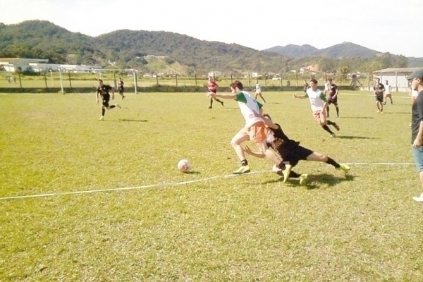 Semifinais da Taa DL Cor acontecem no Marcelo Poffo e final no Sete de Setembro   