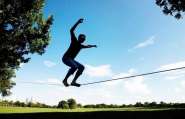 Torneio de slackline acontece em Blumenau neste domingo