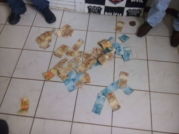 Jovem � preso com R$ 19 mil na cueca em Campos Novos