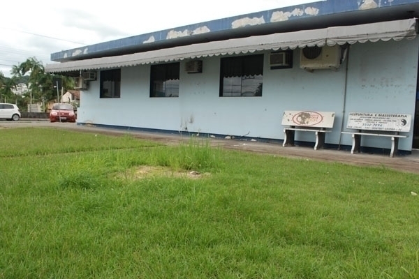 Poss�vel doa��o do terreno do antigo CAR causa pol�mica