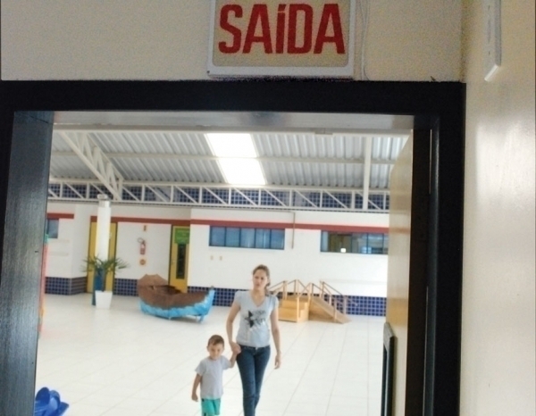 Equipamentos e planos de emergência devem aumentar prevenção em escolas