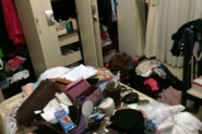 Bandidos assaltam casa no Barrac�o e fazem fam�lia ref�m