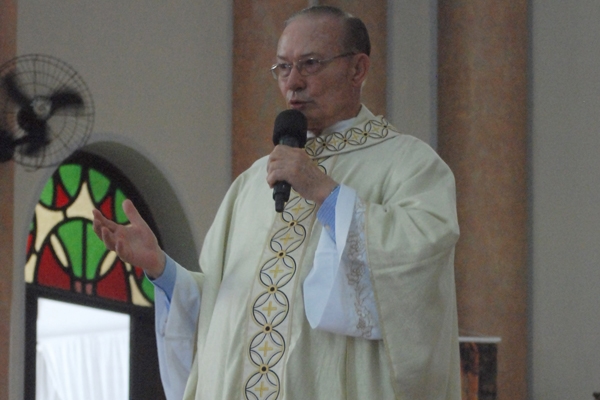 Sepultamento de Frei Moser ser� �s 15h de quinta; Frei Paulo faz pedido de ora��o a fi�is