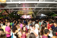 Baile do Hawaii Cruzeiro do Vale re�ne grande p�blico na Associa��o Bunge