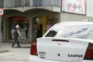 Proposta pretende regularizar concess�o de t�xis 