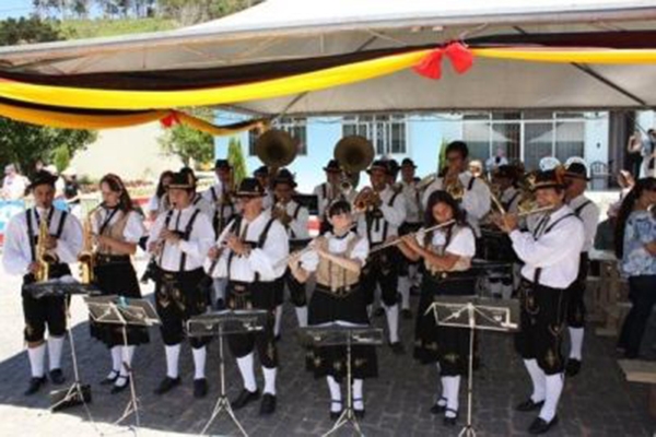 Banda S�o Pedro promove ped�gio para arrecadar recursos para concerto 