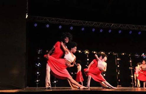 Grupo de dan�a de Gaspar precisa de ajuda para participar do Festival de Dan�a de Joinville