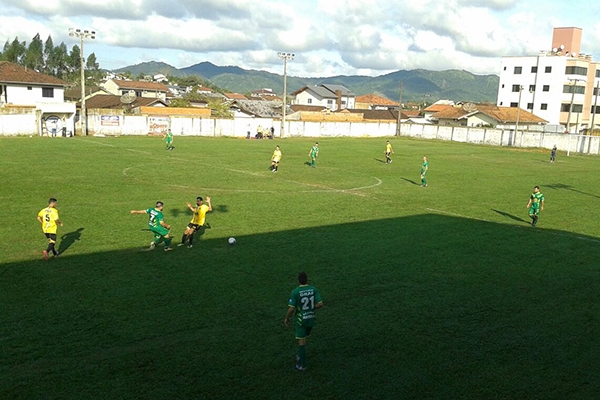 LDG promove d�cima rodada do Campeonato de Futebol Amador em Gaspar 