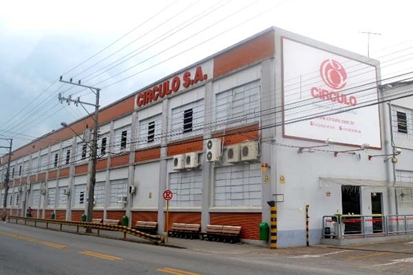 C�rculo S.A. recebe representantes do Instituto Bordado Fil� de Alagoas