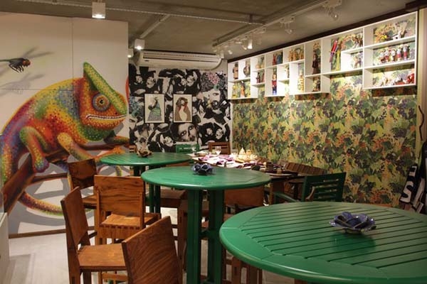 Arte urbana se reinventa e p�e o grafite na decora��o e nos neg�cios em Santa Catarina