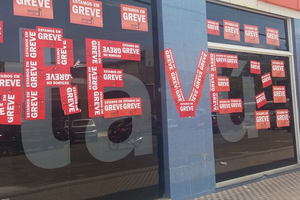 Greve dos banc�rios: Fenaban prop�e reajuste de 7%