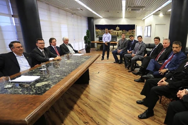 Secretaria da Fazenda dispensa livro fiscal para empresas do Simples Nacional