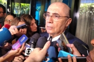 N�o h� necessidade 'neste momento' de aumentar impostos, diz Meirelles