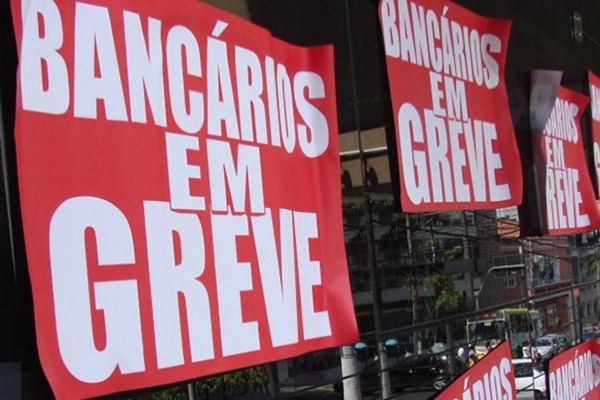 Greve dos banc�rios em SC chega � 4� semana sem previs�o de t�rmino