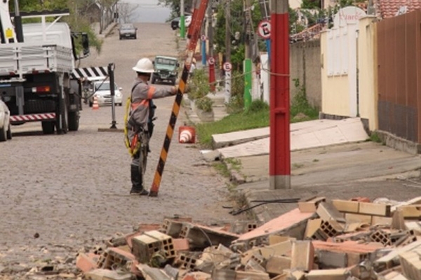 Tubar�o come�a a receber donativos ap�s vendaval