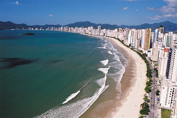 Temporada deve estimular contrata��o de 11 mil tempor�rios em SC