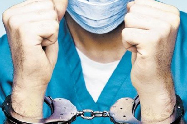 M�dico � preso em Blumenau suspeito de abusar de pacientes