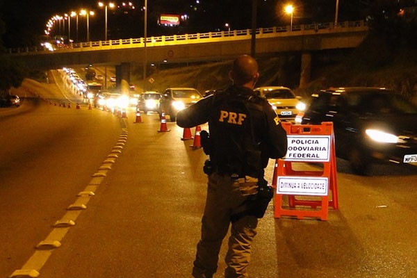 38 motoristas s�o flagrados dirigindo sob efeito de �lcool em Florian�polis