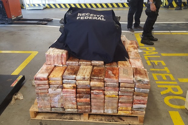 Mais de 940 kg de coca�na s�o apreendidos no Porto de Navegantes