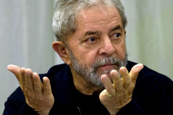 MPF alega sigilo e nega a Lula acesso �s propostas de dela��es da Lava Jato