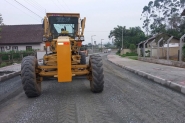 Obras na rua Pedro Schmitt Junior s�o retomadas nesta sexta