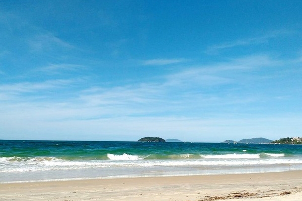 Sete pontos se tornam impr�prios para banho em Florian�polis