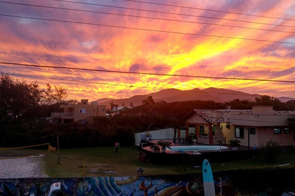 Ter�a-feira tem previs�o de sol, calor e pancadas de chuva em SC