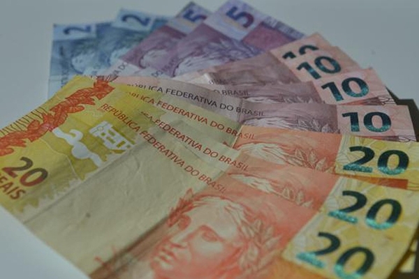 Receita paga ltimo lote do Imposto de Renda 2016 nesta quinta-feira