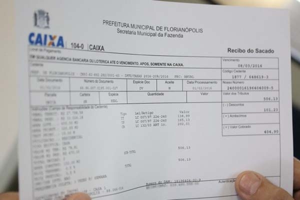 Projeto para adiar data da cota �nica do IPTU de Florian�polis � rejeitado