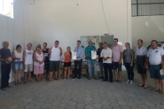 Moradores do Belchior e Arraial recebem produto para controle de borrachudos