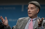 PF e MPF cumprem mandados de priso na casa do empresrio Eike Batista